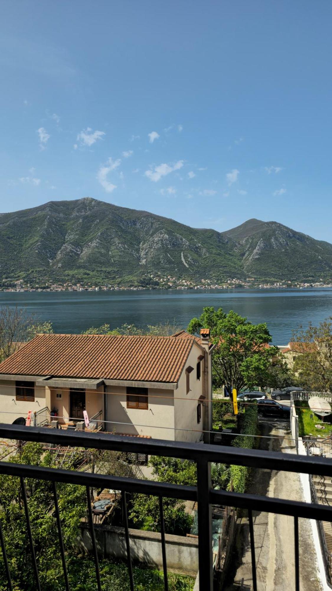 Modern Seaside Escape - Stunning Sea View - Private & Stylish Kotor Exterior foto