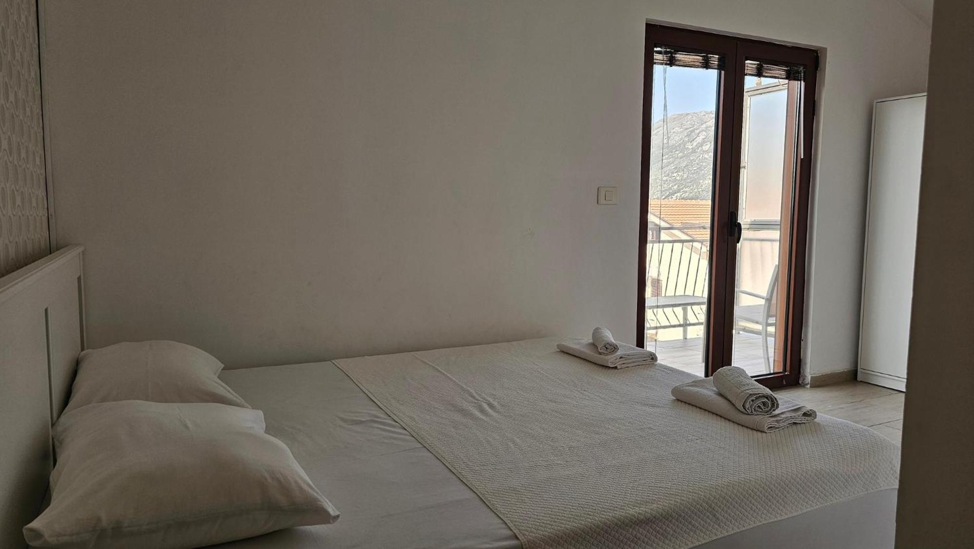 Modern Seaside Escape - Stunning Sea View - Private & Stylish Kotor Exterior foto