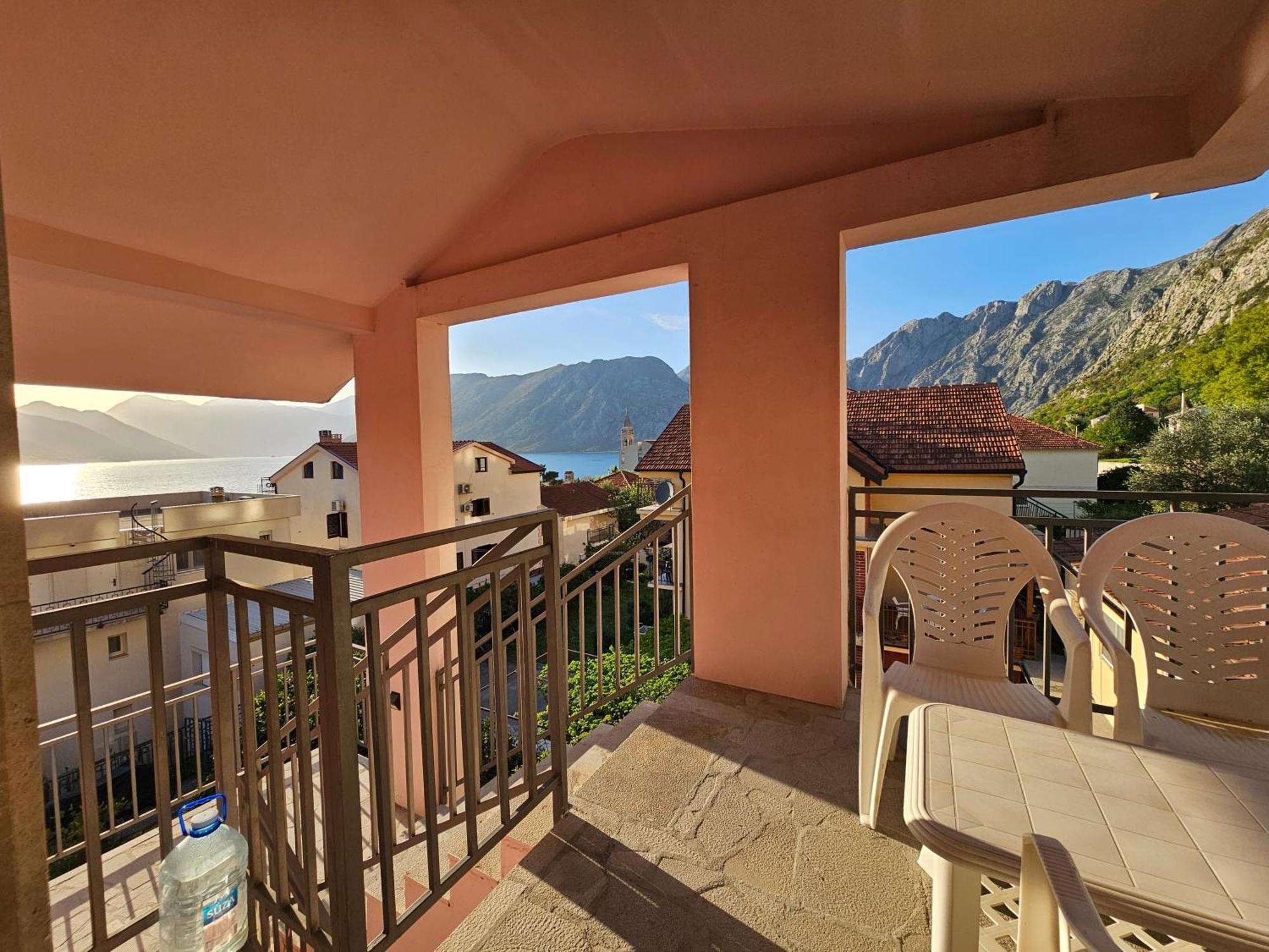 Modern Seaside Escape - Stunning Sea View - Private & Stylish Kotor Exterior foto