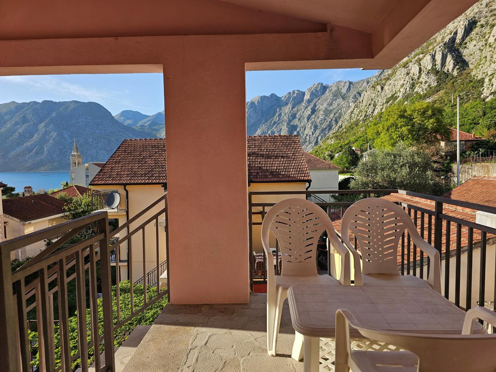 Modern Seaside Escape - Stunning Sea View - Private & Stylish Kotor Exterior foto