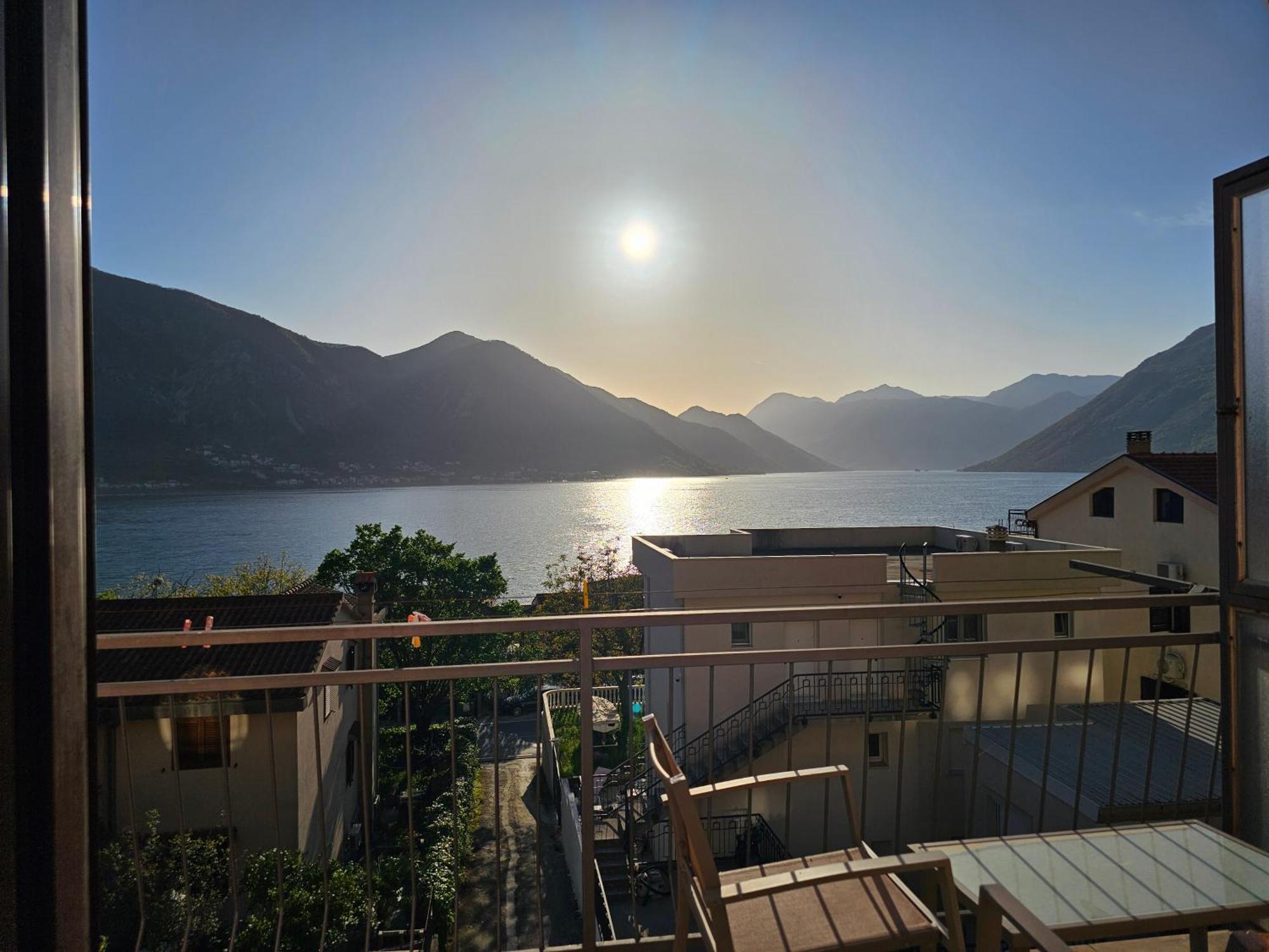 Modern Seaside Escape - Stunning Sea View - Private & Stylish Kotor Exterior foto